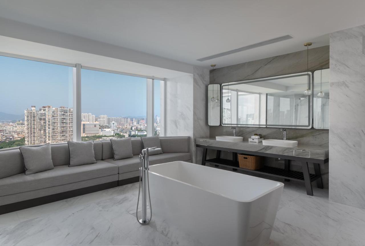 Crowne Plaza Jimei Seaview By Ihg-free Mini Bar